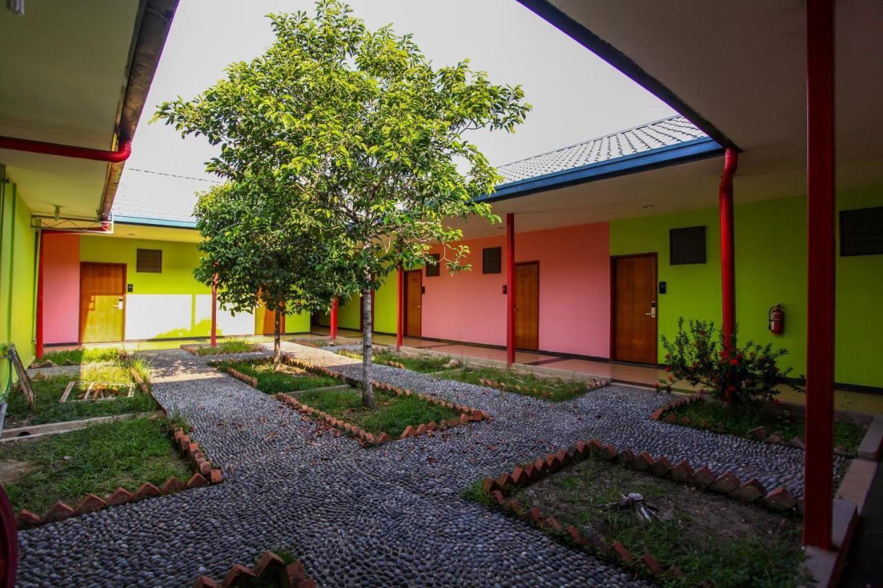 Hotel Oyo 89478 Lkh 2*